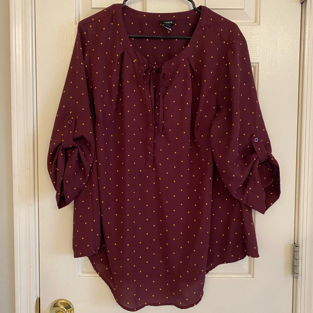 Torrid 3/4 Sleeve Maroon with gold polka dots Blouse